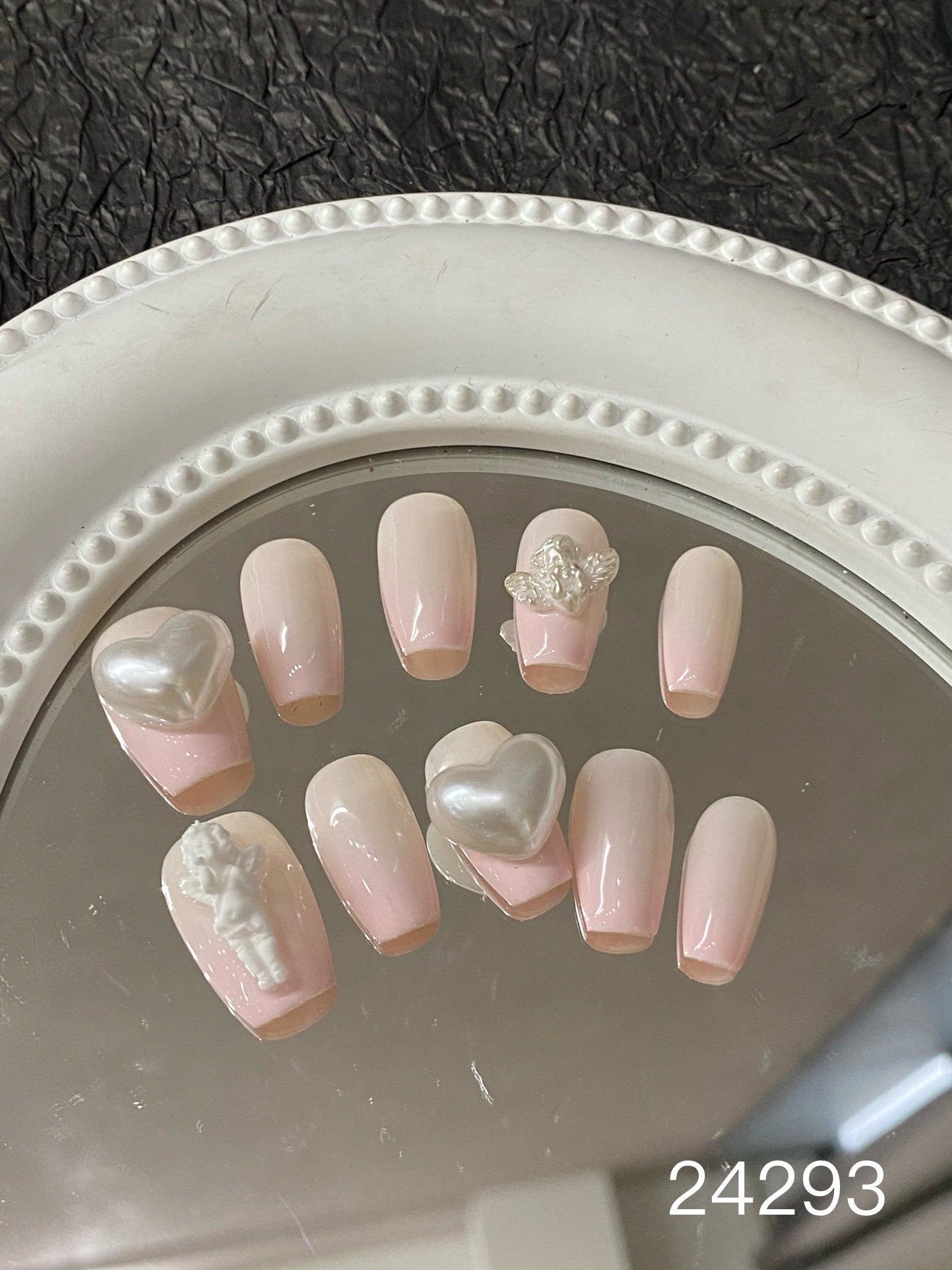 Short/ Pearly heart