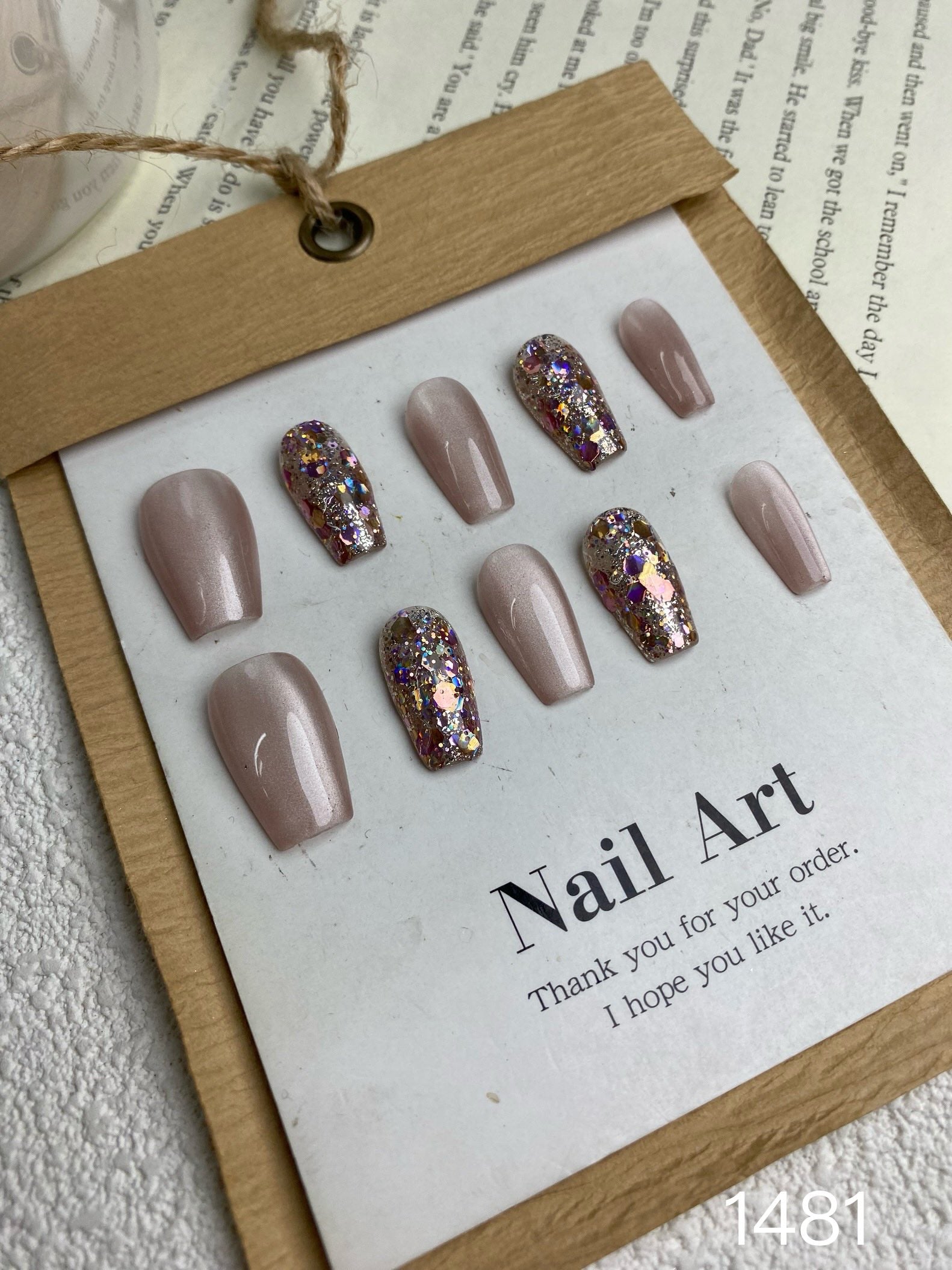 Medium/ Shinny pink