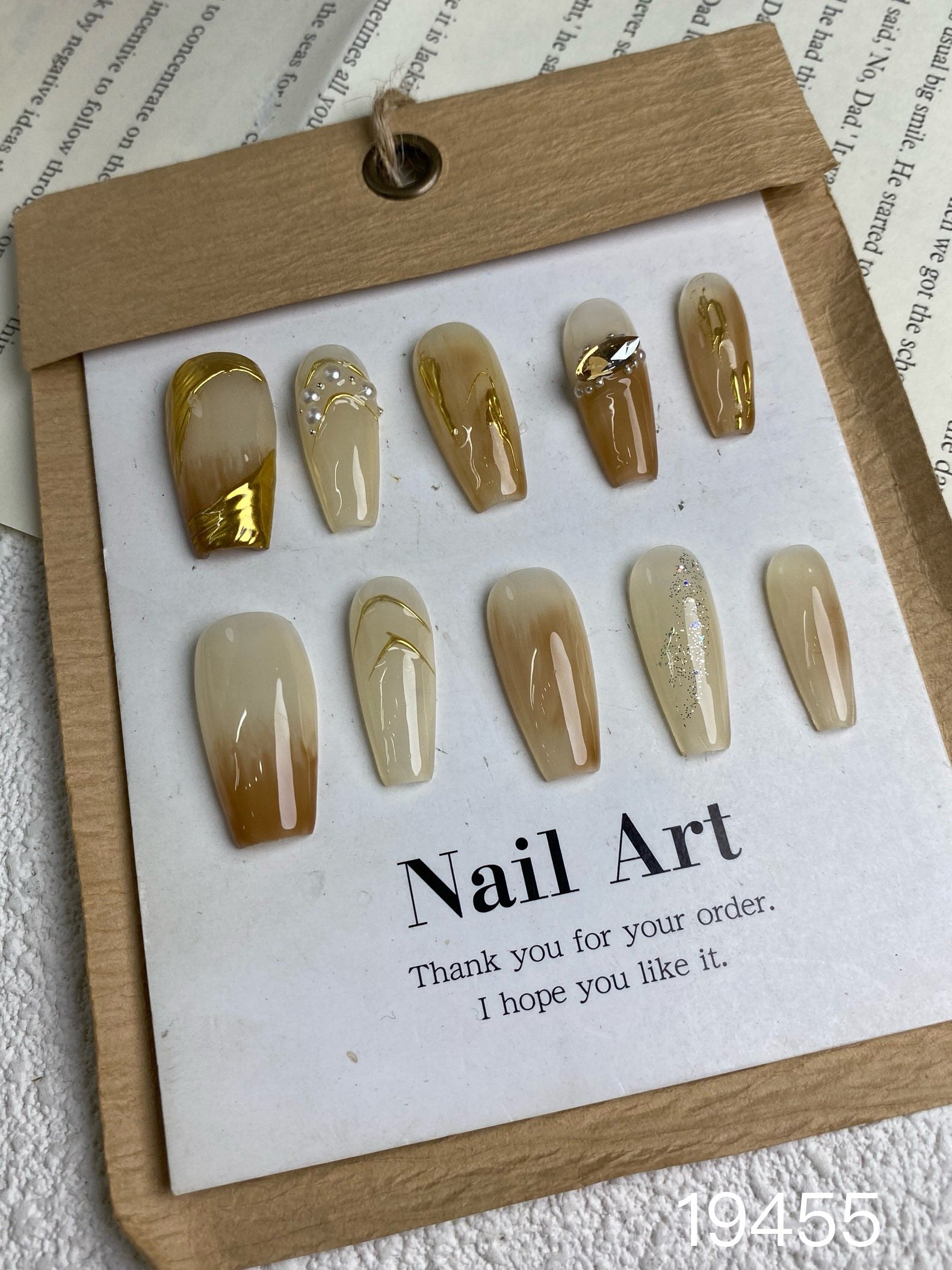 Clear/ Golden amber
