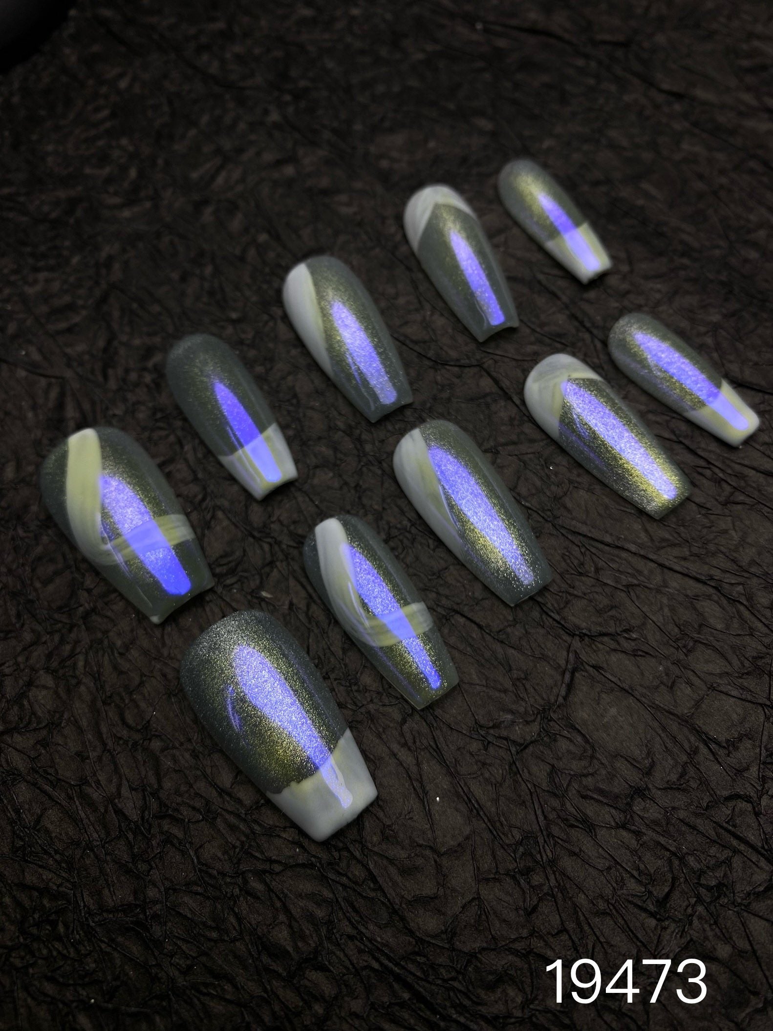 Clear/ puprle blue