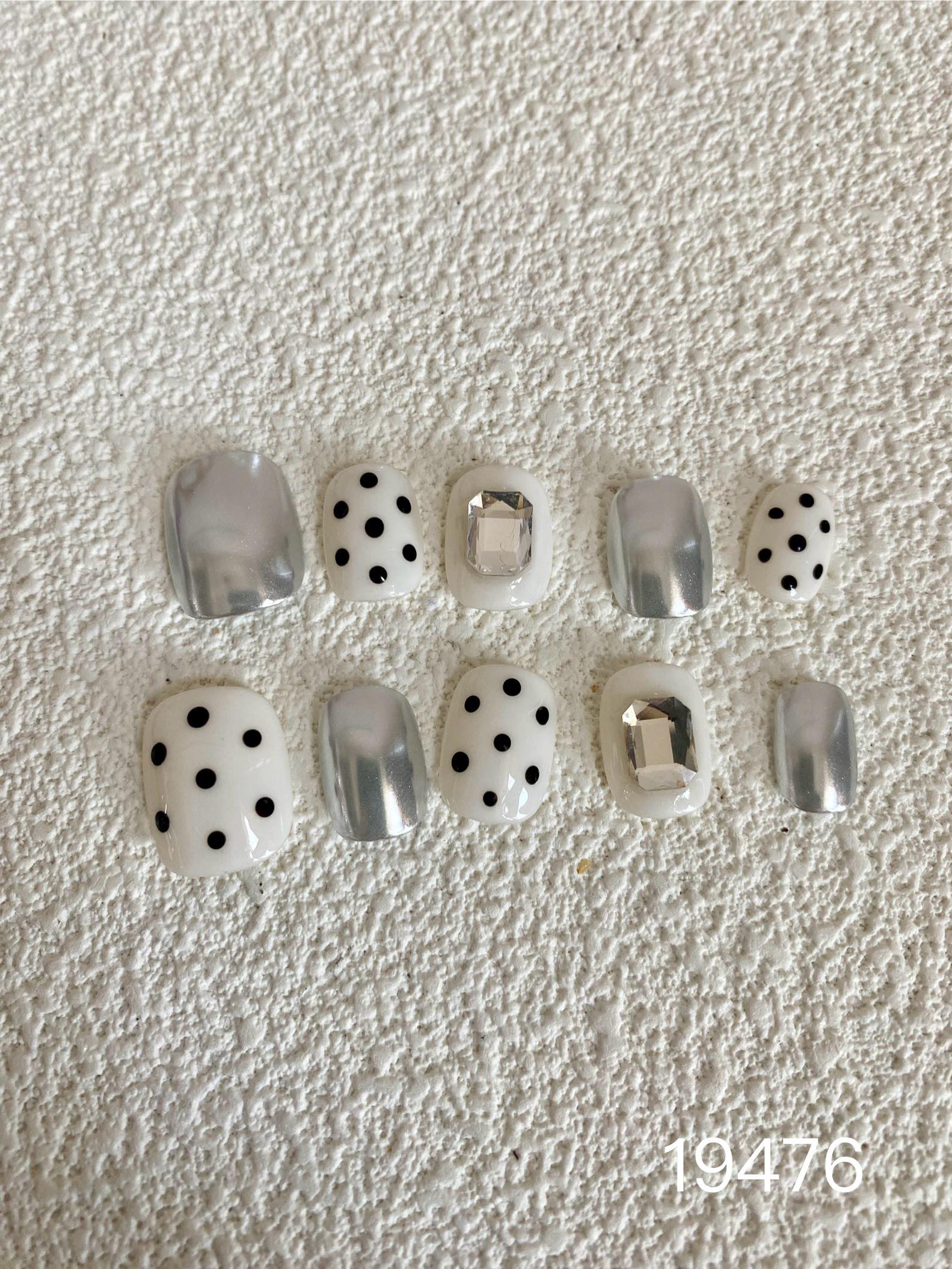 Short/ Sweet dot