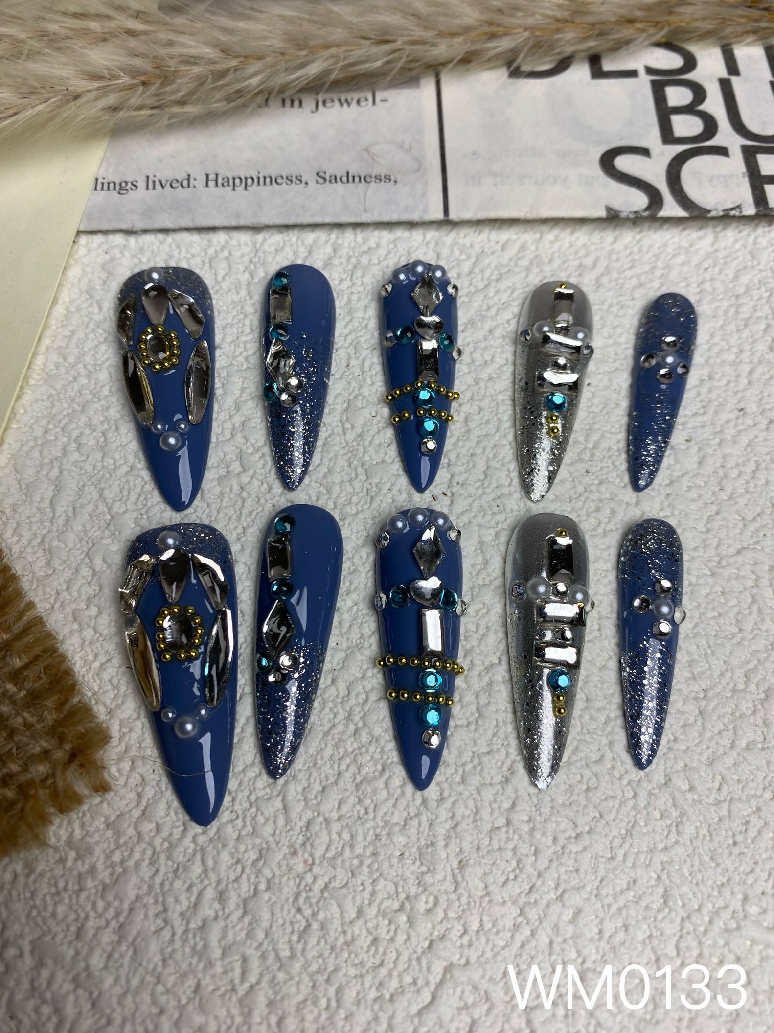 Crystals in blue WM0133