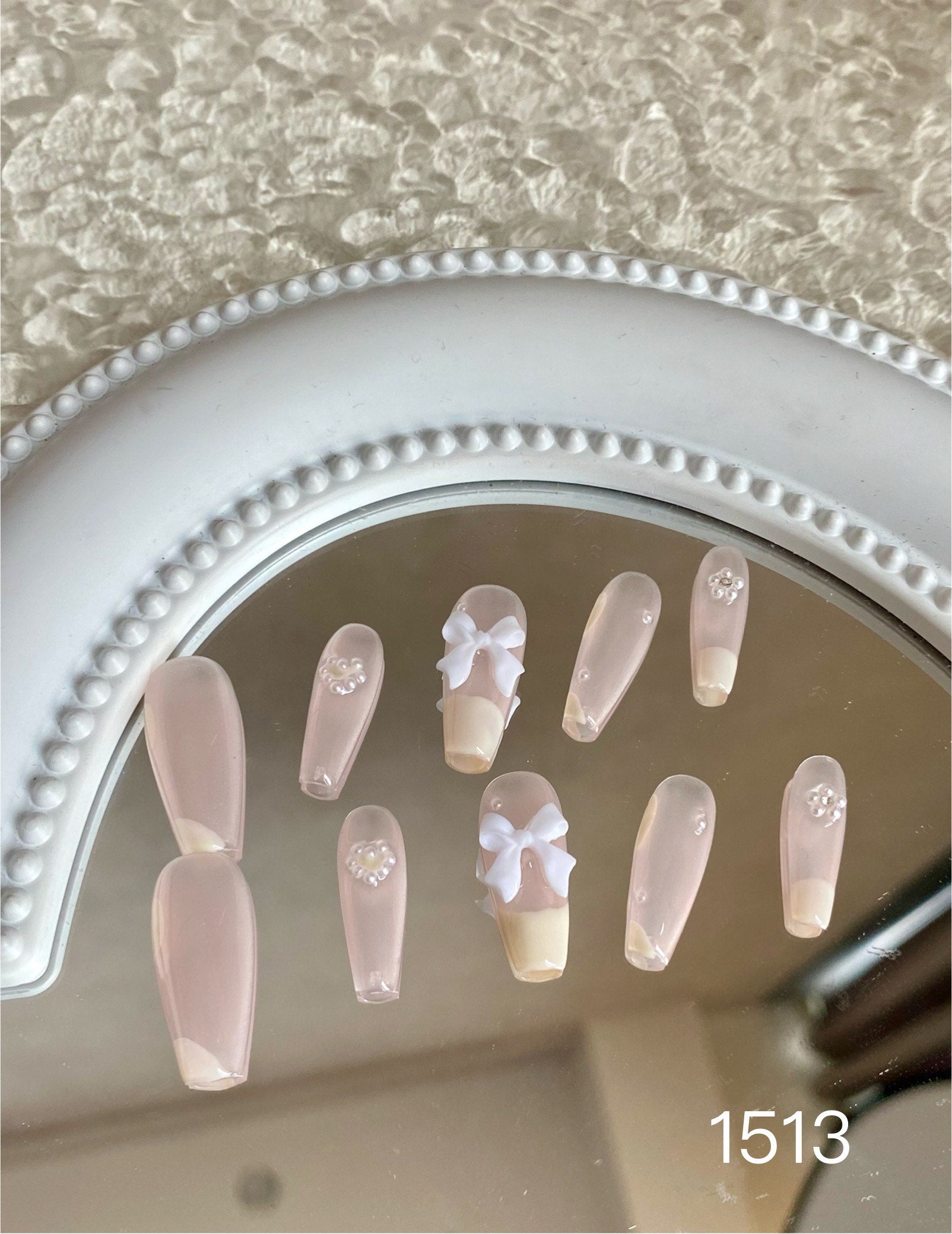 Pearl & Bow Delight