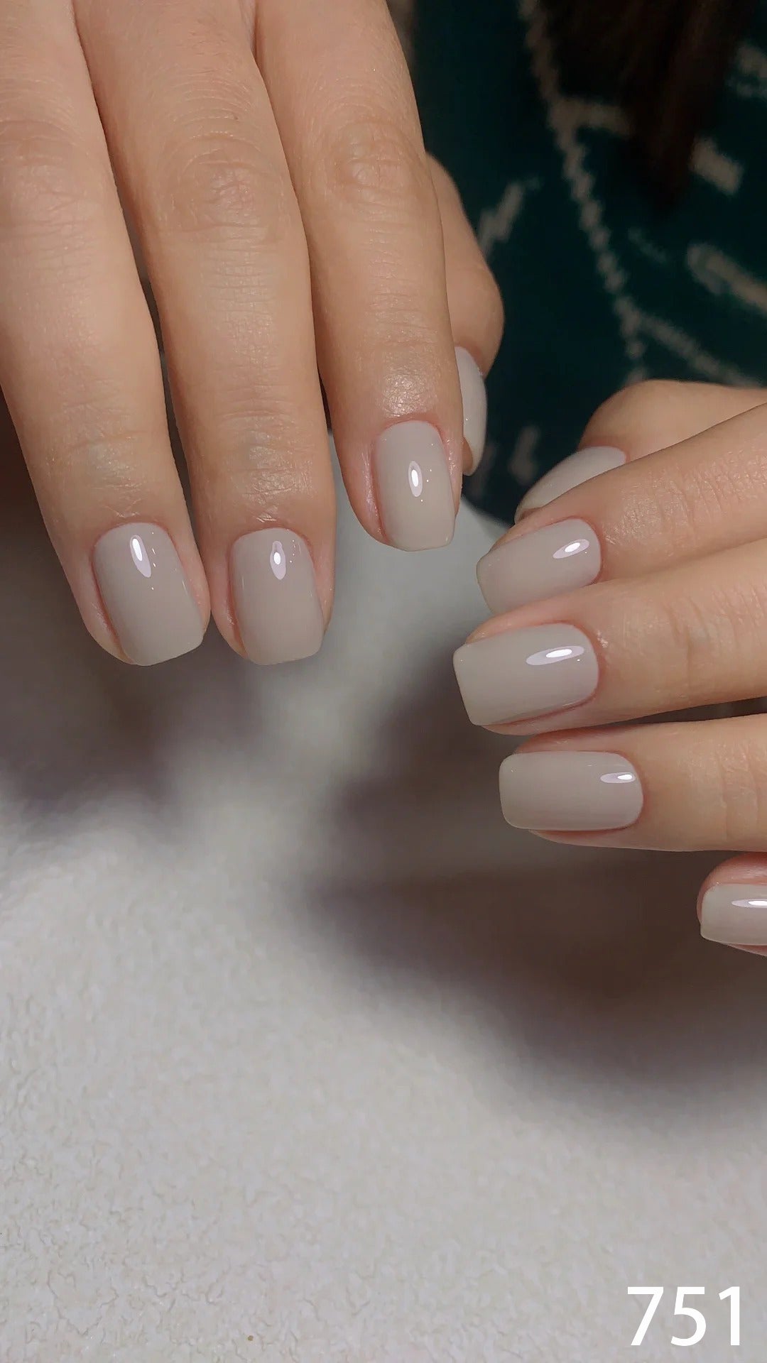 Clear nude 751