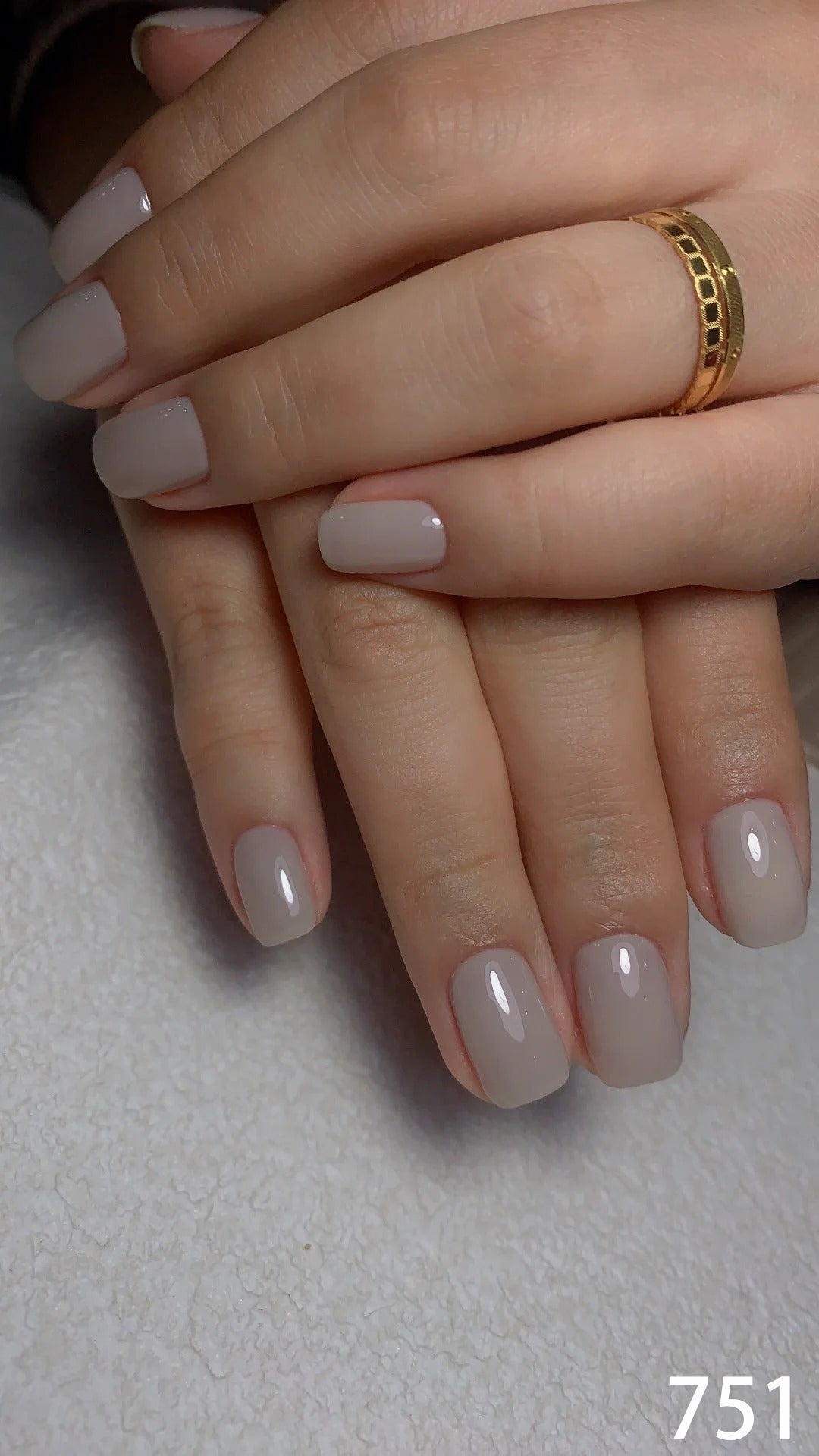 Clear nude 751