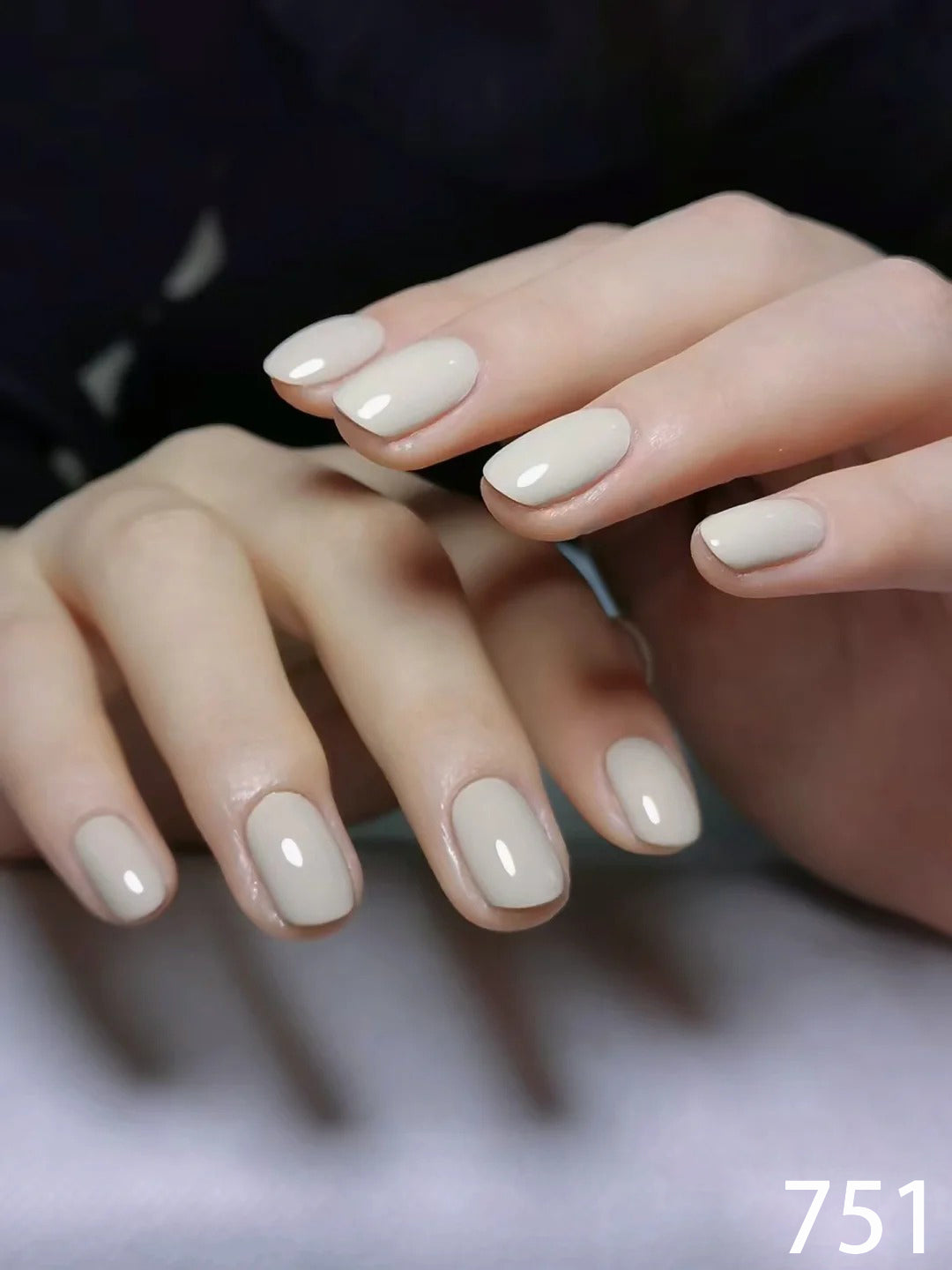 Clear nude 751