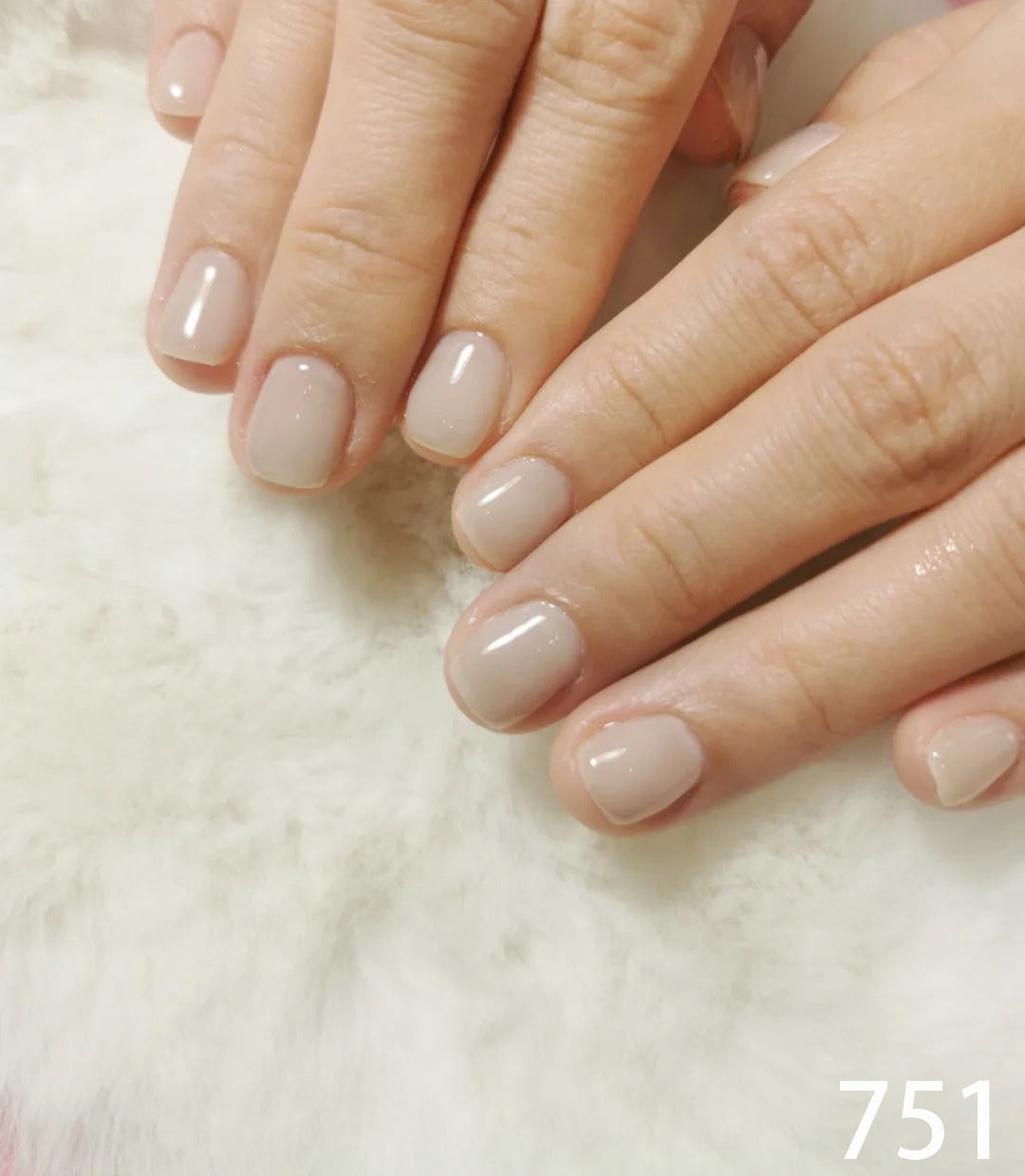 Clear nude 751