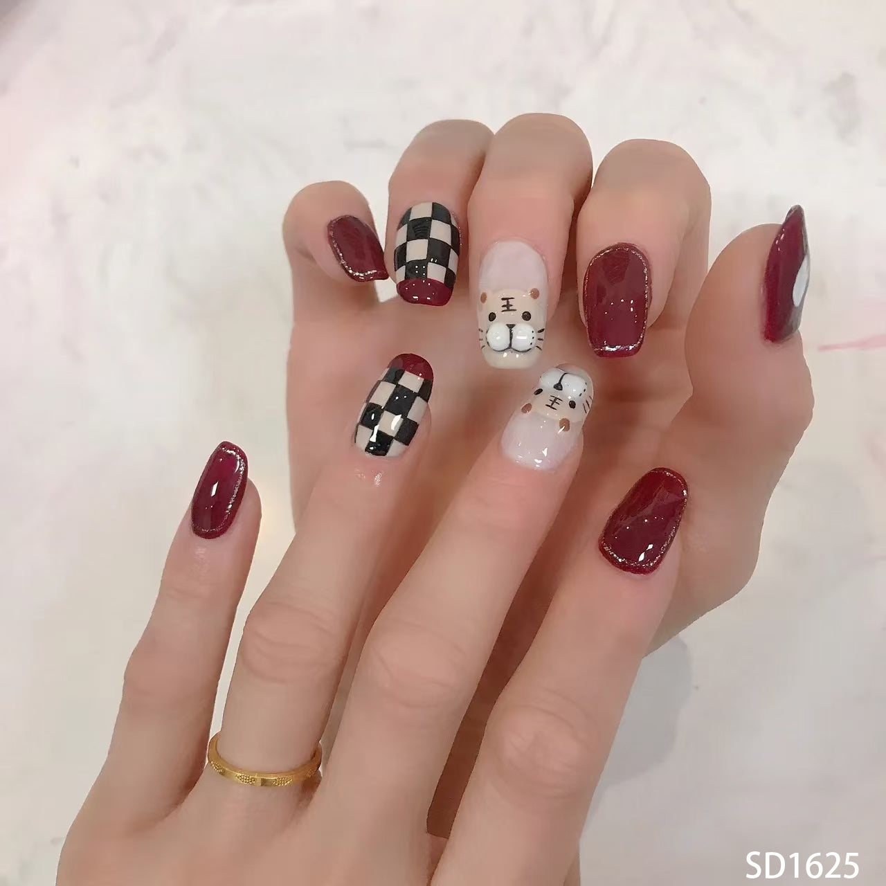 TigerCharm Nails SD1625